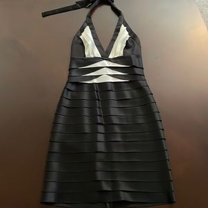 BCBGMAXAZRIA V-neck Halter Tuxedo Dress - size 2